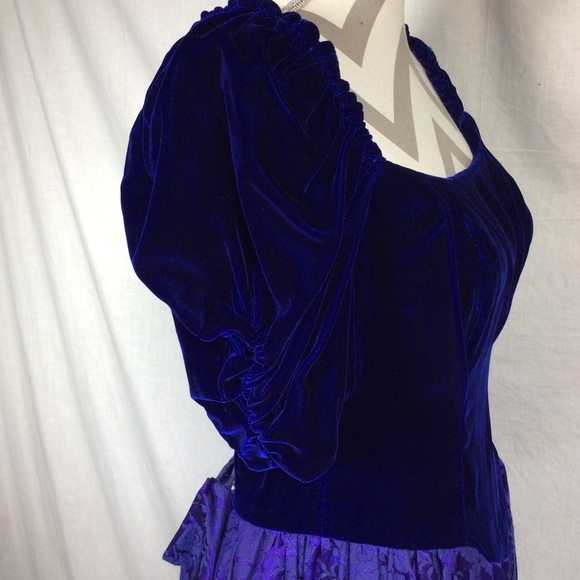 Women’s Vintage 90’s Blue Velvet Brocade dress - Picture 4 of 13